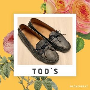 Tod’s Gommino snakeskin driving moccasins